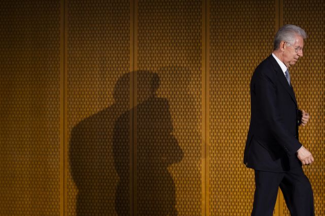 Κατακρημνίζεται δημοσκοπικά ο Μάριο Μόντι, εκτοξεύεται ο Μπέπε Γκρίλο